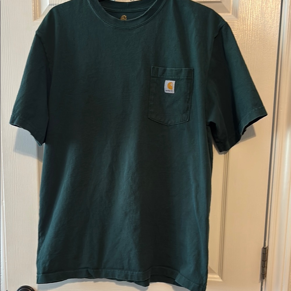 Forest Green heavyweight Carhartt pocket t-shirt.